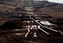 L’epicentre del fracking El epicentro del fracking large