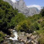 Ruta-del-Cares_th_86d085836c8204a4ef07c18efaea8ae1