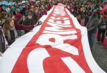 Las ONG muestran en París su desacuerdo con el acuerdo de la COP21 MANIFESTACIÓN-PARIS-cop21 ong
