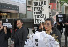 Barcelona enterra els combustibles fòssils bcn entierra comb fosiles