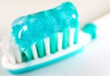 Greenpeace identifica cuáles son las empresas que más microesferas de plástico utilizan en sus productos cosméticos Microesferas de plástico