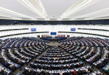 El Parlamento Europeo insiste en acelerar la aprobación del CETA European Parliament Strasbourg Hemicycle Diliff
