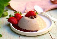 Panna Cotta de Horchata con Chocolate Panna Cotta de Horchata con Chocolate Panna Cotta d'Orxata amb Xocolata