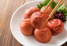 Coneixes la pruna Umeboshi? ¿Conoces la ciruela Umeboshi? pruna umeboshi