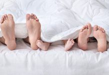 Reflexología podal (II): Los pies, espejo de nuestra salud y memoria de nuestra vida Reflexología podal (II): Los pies, espejo de nuestra salud y memoria de nuestra vida Els peus, mirall de la nostra salut i memòria de la nostra vida
