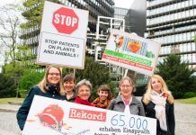 Syngenta patent on tomatoes revoked after mass opposition La patente de Syngenta sobre los tomates, revocada tras oposición masiva Syngenta patent on tomatoes revoked after mass opposition Photo: Sebastian Widmann