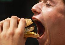 La mala alimentación mata cada año a 11 millones de personas. Opinión de Pedro Burruezo La mala alimentación mata cada año a 11 millones de personas