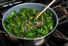 De temporada: Hortalisses verdes depuratives i fruites de colors antioxidants