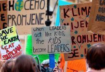 Jóvenes europeos exigen en las calles medidas contra el cambio climático Jóvenes europeos exigen en las calles medidas contra el cambio climático