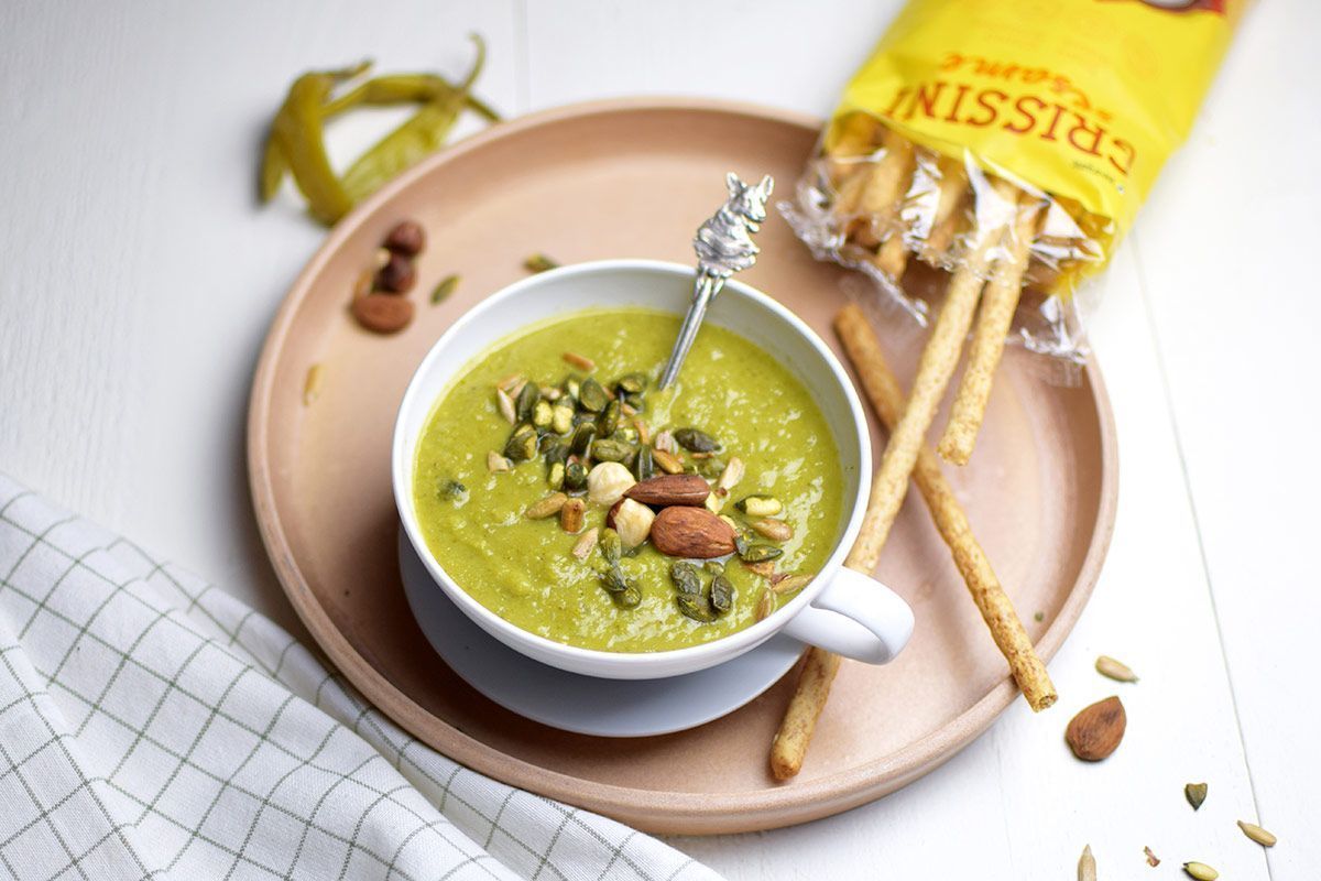 Crema-verde-con-salsa-picante