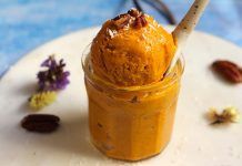 Receta: Helado de Boniato Especiado con Nueces Pecanas Caramelizadas Recepta: Gelat de Moniato Especiat amb Nous Pacanes Caramel·litzades