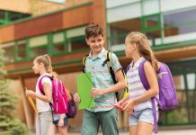 ¡Vuelta al cole de los peques con salud! ¡Vuelta al cole de los peques con salud! tornada a l'escola