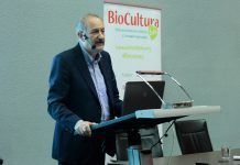 Nicolás Olea: «Somos los culpables de la exposición de los millennials al plástico» Nicolás Olea: “Somos los culpables de la exposición de los millennials al plástico"