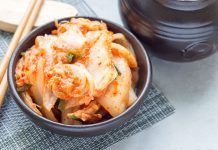 Kimchi: fermentat coreà amb propietats saludables Kimchi: fermentado coreano con propiedades saludables