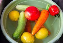 Neteja i desinfecció de les verdures, hortalisses i fruites Limpieza y desinfección de las verduras, hortalizas y frutas