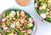 Receta: ensalada de quinoa con salsa tahini