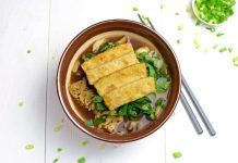 Receta: ramen vegano con tofu ahumado