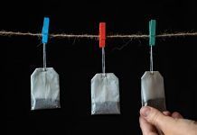 Pesticides prohibits a les bossetes de te i infusions pesticidas te