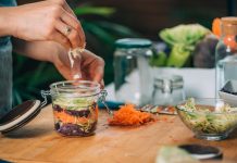 Quins aliments ens ajuden després d’un tractament amb antibiòtics