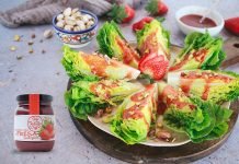 Recepta: Amanida de cabdells amb vinagreta de maduixa ensalada de cogollos