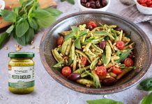 Receta: Ensalada de pasta con pesto de albahaca Ensalada de pasta con pesto de albahaca