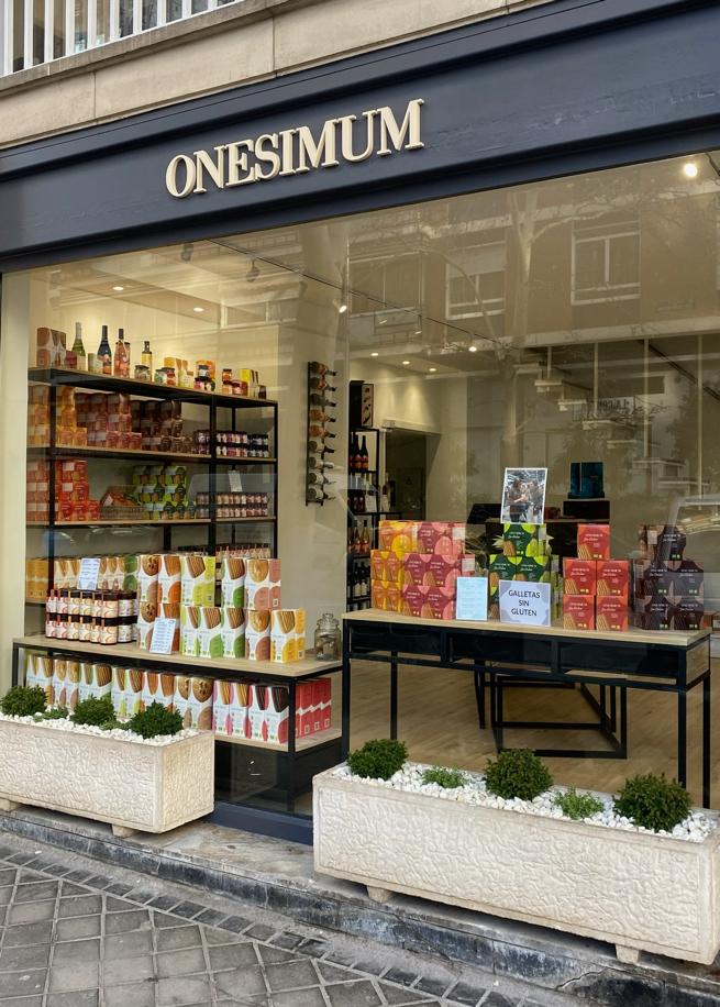 Onesimum nueva tienda