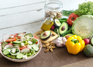 Cómo preparar una despensa mediterránea: alimentos básicos para comer mejor nutrición alimentacion saludable