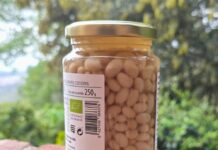 Envasat de productes ecològics bote de alubias envasadas