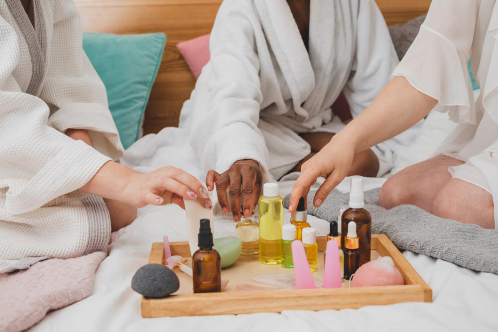 selección de cosméticos naturales para la higiene diaria de la piel