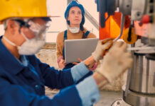 Microcredencials: cursos oficials, de curta durada i a mida del mercat laboral Microcredencials