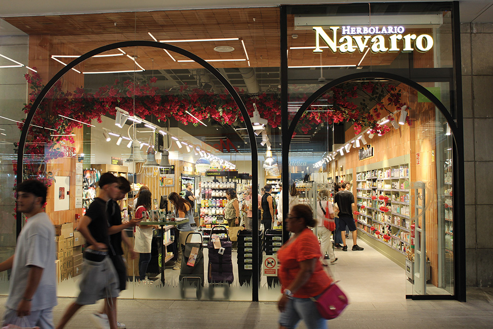 Herbolario Navarro expansión en centros comerciales