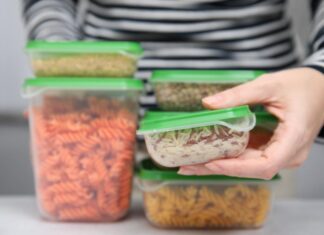Nanopartículas de TiO₂ y ZnO en envases alimenticios: beneficios, riesgos y controversias Nanopartículas