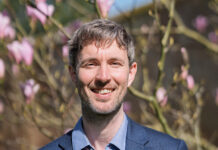“La natura afavoreix la reflexió i el benestar”. Entrevista a Thomas Lehmann, de Brockwood Park School Thomas Brockwood Park School