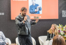 El cantante Antonio Orozco y Veritas presentaron El Postre Honesto este martes en Alimentaria Antonio Orozco Veritas