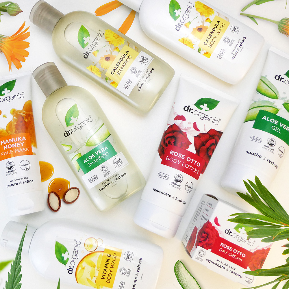 Selección de productos de cuidado personal Dr. Organic