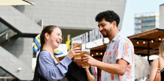 Mercat de Mercats celebra 15 anys convertint les Glòries en la gran festa del producte local Cervesa