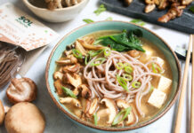 Recepta: Ramen de bolets amb espaguetis de fajol Ramen de setas con espaguetis de trigo sarraceno